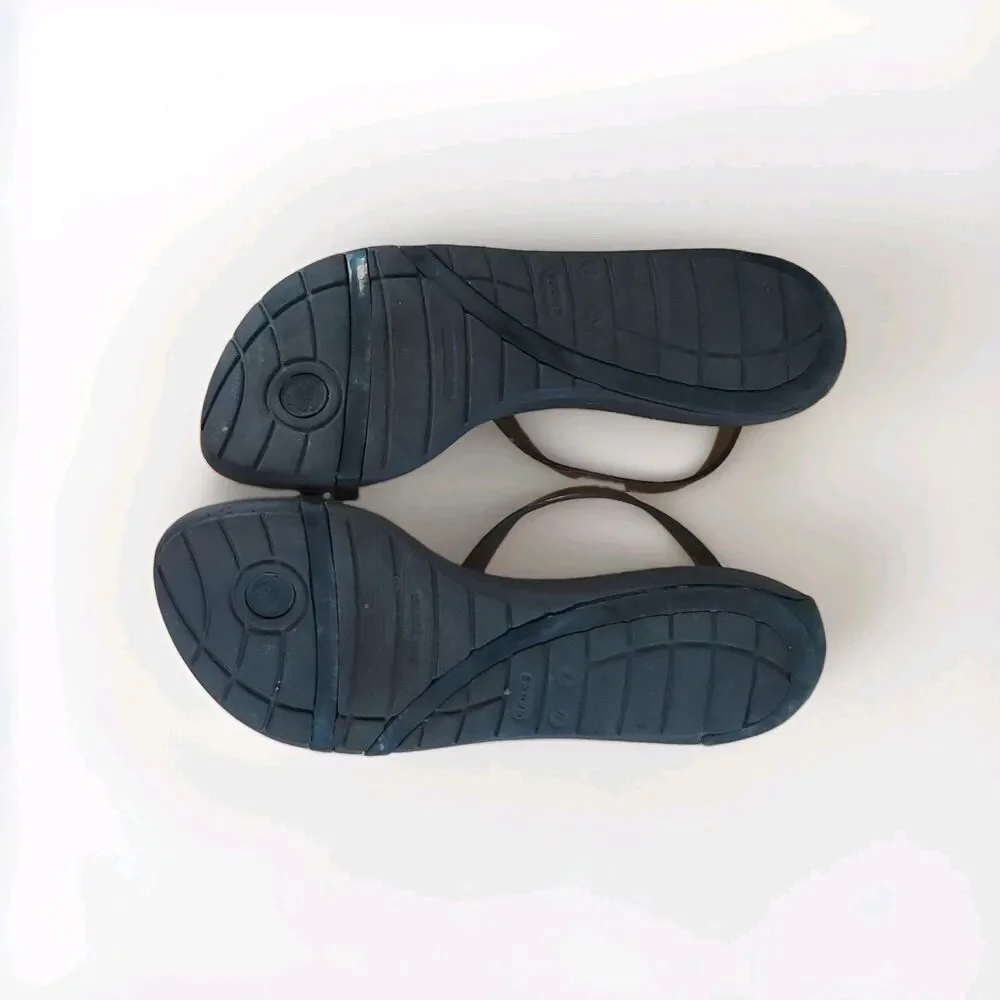 Crocs Isabella Gladiator Black Slip On Casual Comfort Strappy Women's Size 7